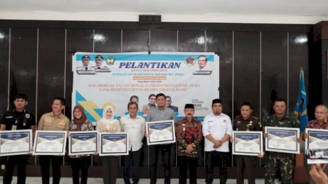 Bupati Gowa, Adnan Purichta Ichsan YL saat menghadiri pelantikan Pengurus PWI Gowa. Foto: Istimewa 