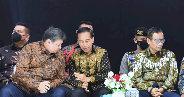 Presiden Minta Pimpinan Daerah Turunkan Angka Kemiskinan dan Tekan Stunting