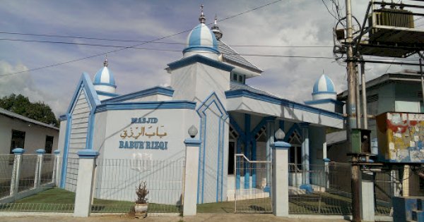 PD Pasar Minta Sudahi Kisruh Pengurus Masjid Baabur Rizki di Pasar Niaga Daya