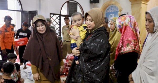Fatmawati Rusdi Tinjau Kondisi Penyintas Korban Banjir dan Kesiapan Dapur Umum