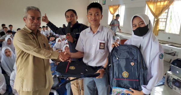 Kepsek SMAN 21 Gowa Arahkan Siswa dan Guru Kuliah di Unismuh Makassar