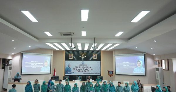 Kukuhkan Pengurus Antar Waktu, Indira Minta Jaga Kekompakan