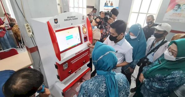 Sukses Alihkan 400 KTP ke Digital, Disdukcapil Makassar Siap Layani Seluruh ASN