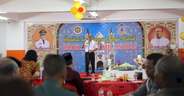 Resmikan Gereja di Andalas, Wali Kota Makassar Ngaku Bangga