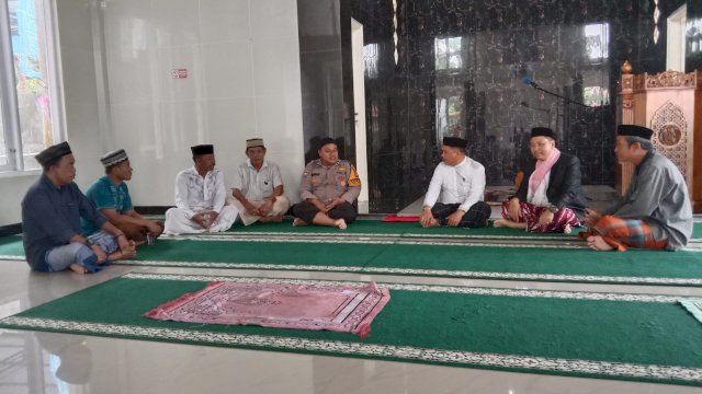 Lewat Curhat Jumat, Kapolres Takalar Dengar Keluhan dan Aspirasi Warga