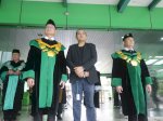 Taruna Ikrar Dikukuhkan Jadi Guru Besar Farmakologi di Universitas Malahayati Lampung