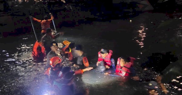 Siaga SAR Brimob Polda Sulsel Berhasil Temukan Jenazah Bocah Tenggelam di Kanal Rappocini