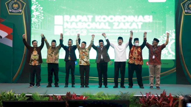 Tutup Rakornas, Wamenag Ingatkan Lembaga Pengelola Zakat Tidak Berpolitik