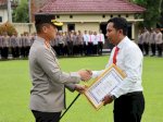 Kapolresta Beri Penghargaan 19 Anggota Polresta Magelang Berprestasi