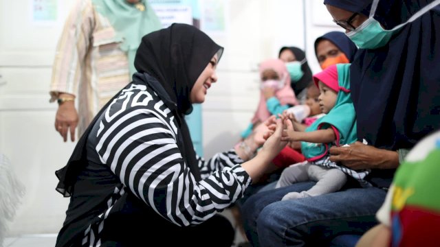Grebek Stunting, Fatmawati Rusdi Ingatkan Orang Tua Perhatikan Asupan Gizi Anak