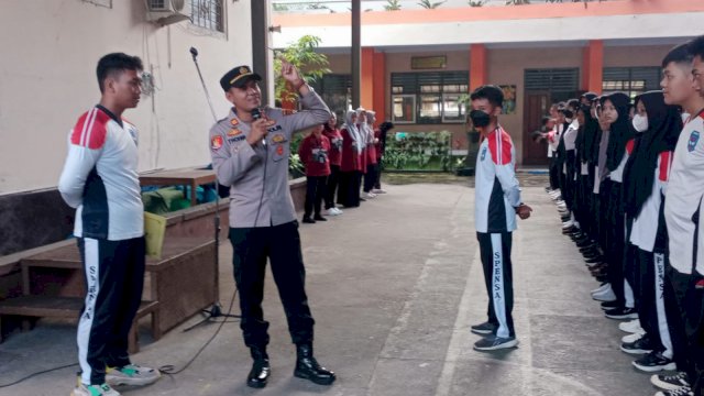 Safari Apel Kedisiplinan Pelajar Ala Kapolsek Muntilan Menuai Respon Positif Banyak Warga