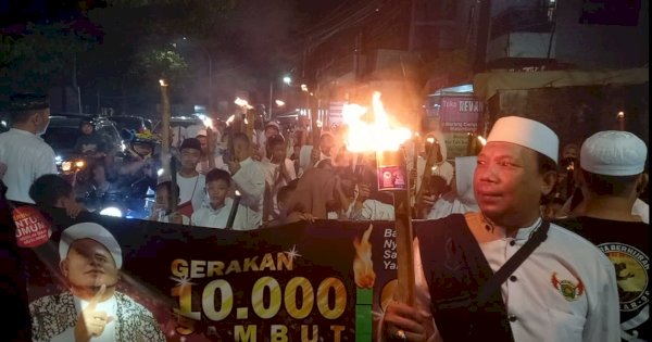 Pawai 10.000 Obor Sambut Bulan Ramadhan di Kota Makassar