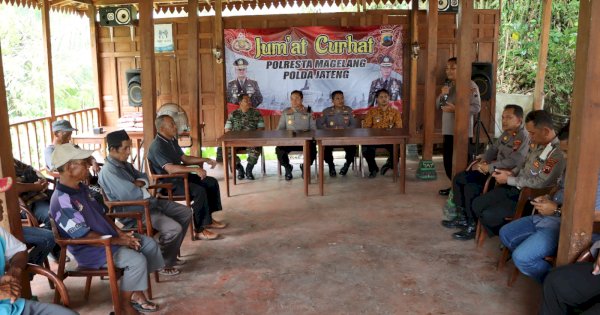 Jumat Curhat Kapolresta Magelang Mulai Serap Usulan Warga Hingga Bagi Sembako