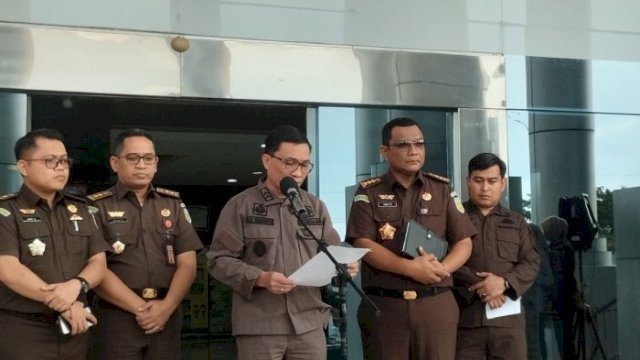 Kejati Sulsel Tahan Eks Kepala BPKAD Takalar, Kasus Harga Jual Pasir Laut Galesong Utara