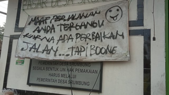 Srumbung Dikepung Spanduk Hingga Warga Sindir Pemerintah