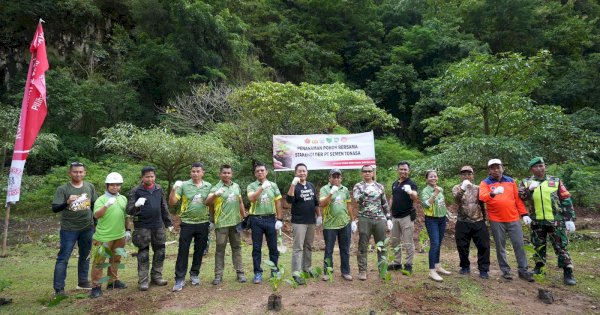 Kolaborasi dengan Forkopimda, Semen Tonasa Gelar Kegiatan Tanam Pohon