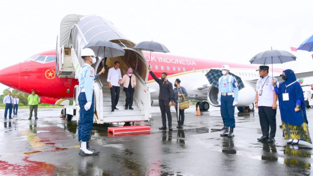 Presiden dan Ibu Negara tiba di Maros, Rabu (29/3). Dok. Biro Pers Sekretariat Presiden