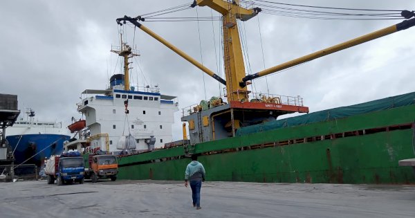 Pengguna Jasa Pelabuhan Sambut Positif Layanan Pemanduan Kapal