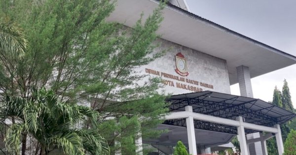 Dewan Kembali Agendakan Pemanggilan Disdik Makassar