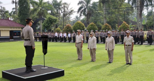 10 PNS Polresta Magelang Naik Pangkat, Kapolresta Beri Ucapan Selamat