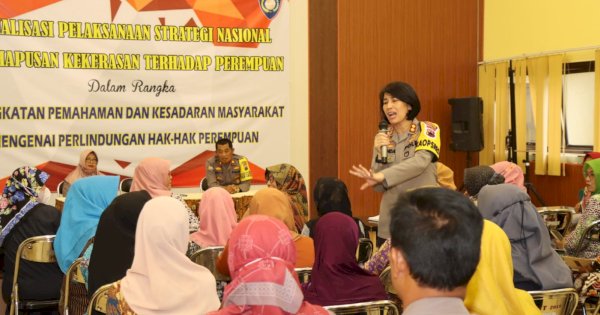 Puluhan Ibu-ibu PKK Curhat, Kapolres Magelang Kota Menjawab