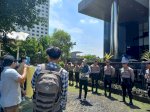 Usut Tuntas Keganjilan di BPJS Ketenagakerjaan, Puluhan Mahasiswa Gelar Aksi di Depan Gedung KPK