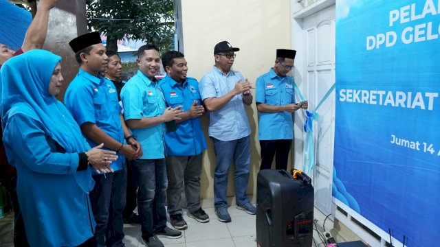 Peresmian Sekretariat Baru Partai Gelora Makassar di Jl Daeng Hayo, Manggala, Jumat (14/4). IST