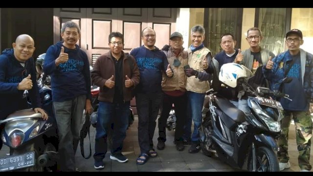 Alumni pengurus KNPI Sulsel saat bersama HYL. DOK. IST 