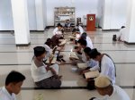 Capai Target Khatam, Santri/Santriwati Yayasan Darul Hijrah Maros Diberi Hadiah