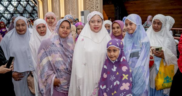 Salat Ied di Masjid At-Taufiq, Puan Maharani Ajak Masyarakat Lebaran dengan Hati Gembira