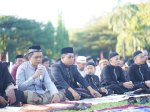 Diiringi Kumandang Gema Takbir di Halaman Kantor Semen Tonasa, Habib Hamid Serukan Silaturahmi dan Saling Peduli