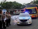 AKBP Yolanda Lepas Peserta Program Balik Gratis Bersama Polri di Terminal Tidar