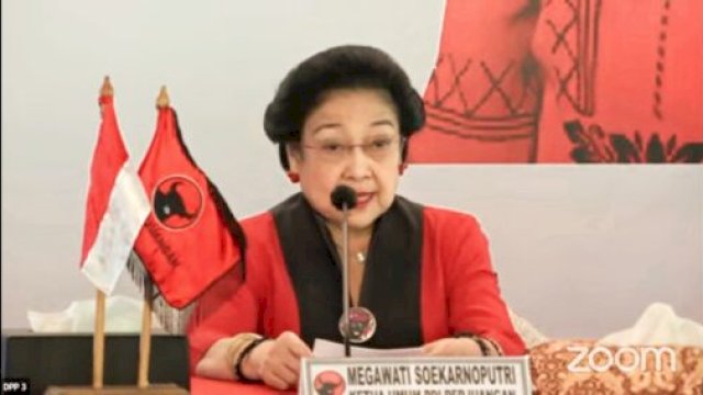 Megawati Soekarnoputri instruksikan 3 hal kepada kader. Foto: tangkap layar YouTube PDIP 