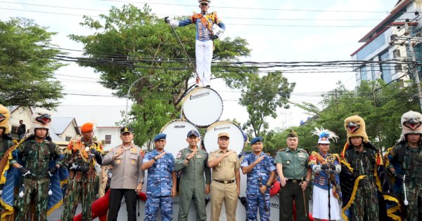 Danny Pomanto Sambut Hangat Taruna AAU, Pamerkan Event F8 Hingga Branding Makassar Kota Makan Enak