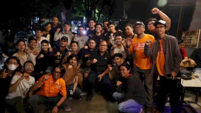 Hadir di Wajo, Danny Pomanto Ngopi dan Diskusi Bareng Pemuda