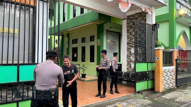 Ini Alasan Polisi dari Polresta Magelang Siaga di 99 Sekolah