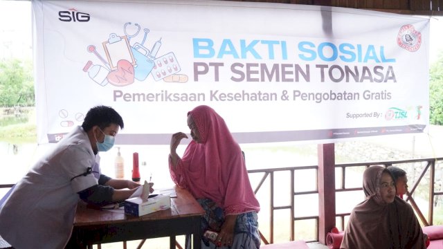 PT Semen Tonasa Selenggarakan Pengobatan Gratis di ‘Ring 1’ Bulu Cindea
