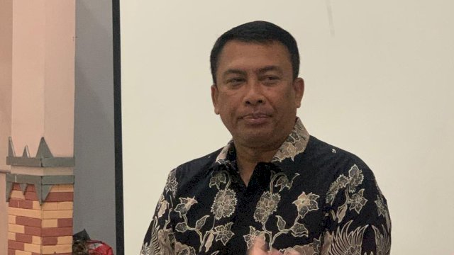 Foto di atas Muhamad Agung Dharmajaya, Wakil Ketua Dewan Pers. 