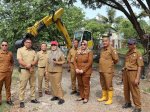 Optimalkan Saluran Sekunder, Dinas PU Makassar Terjunkan Excavator di Adyaksa