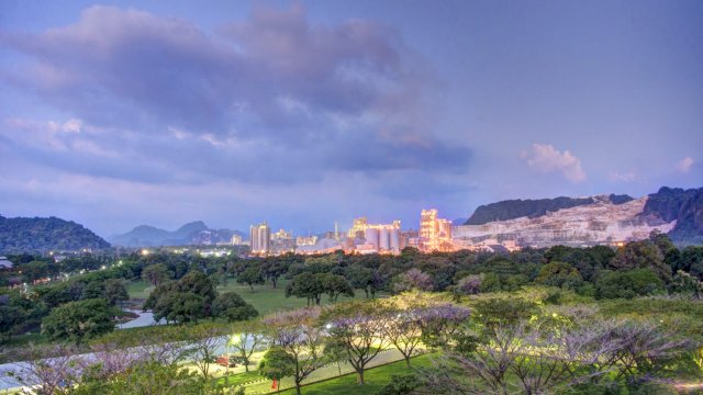 Kepedulian Semen Tonasa Lindungi Warisan Budaya Dunia di Bulu Sipong