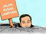 Presiden Jokowi Turun Gunung Tinjau Jalan Rusak di Lampung