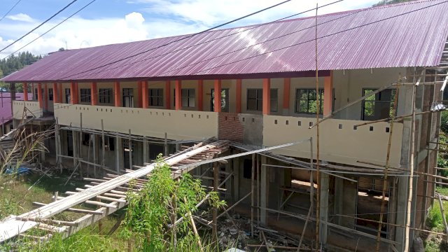 Bangunan SMP Negeri Sesenepadang, Selasa (2/5). (Dok. Jupran/HN)