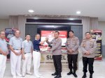 Polda Sulsel Terima Bantuan Paket Sembako dari Tzu Chi untuk Dibagikan ke Warga