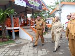 Pantau Kesiapan Lomba Kelurahan Tingkat Kabupaten Kota 2023, Kalak BPBD Dampingi Fatmawati Rusdi