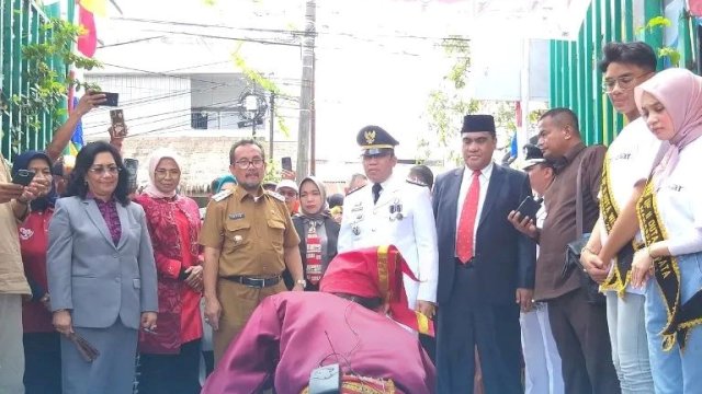 Usai Upacara Puncak OTDA, Kadisnaker Nielma Dampingi Kepala Daerah ke Longwis