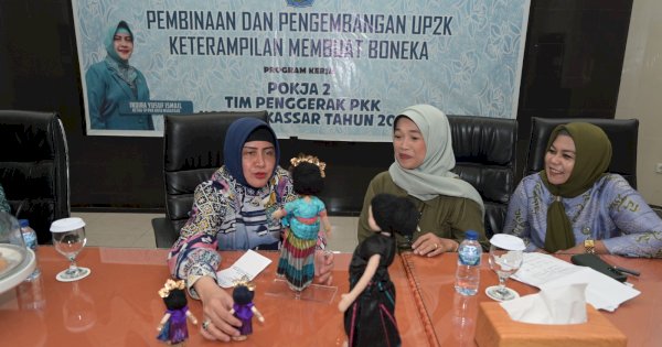 Pokja II TP PKK Kota Makassar Dorong Kreativitas Produk UMKM Lewat Pembinaan UP2K