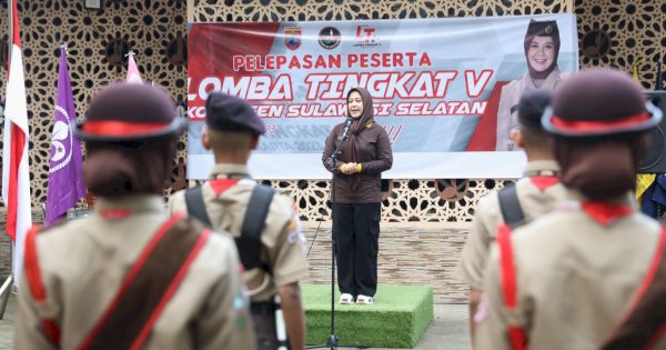 Lepas Tim Pramuka Makassar Wakili Sulsel, Fatmawati Rusdi Target Juara