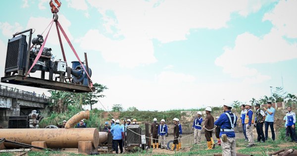 Jaga Pasokan Air Warga, PDAM Makassar Turunkan Pompa di Moncongloe