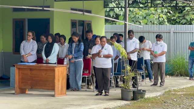 Pemkab Intan Jaya Lepas Calon Mahasiswa Kuliah di Poltekkes Kemenkes Bandung