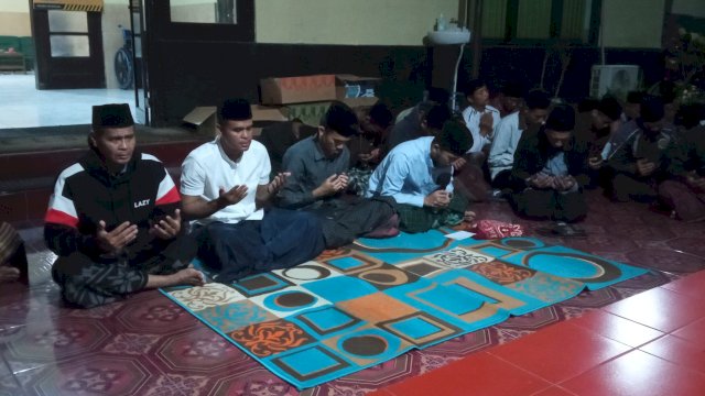 Doakan Ibunda AKP Abdul Muthohir, Ratusan Jamaah Gada Dewa Watucongol Sesaki Mapolsek Muntilan